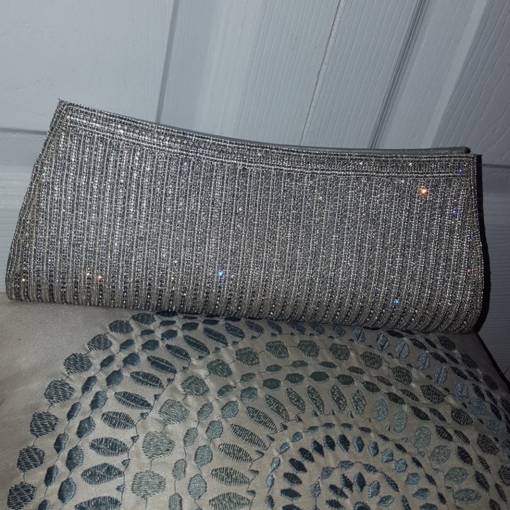 Aftershock London Evening wear Clutch